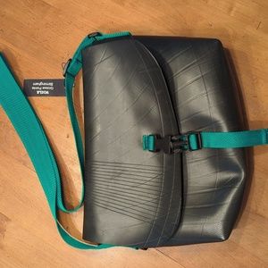 NWT Messenger Bag Made of Recycled Tire Material BOUTIQUE BRAND